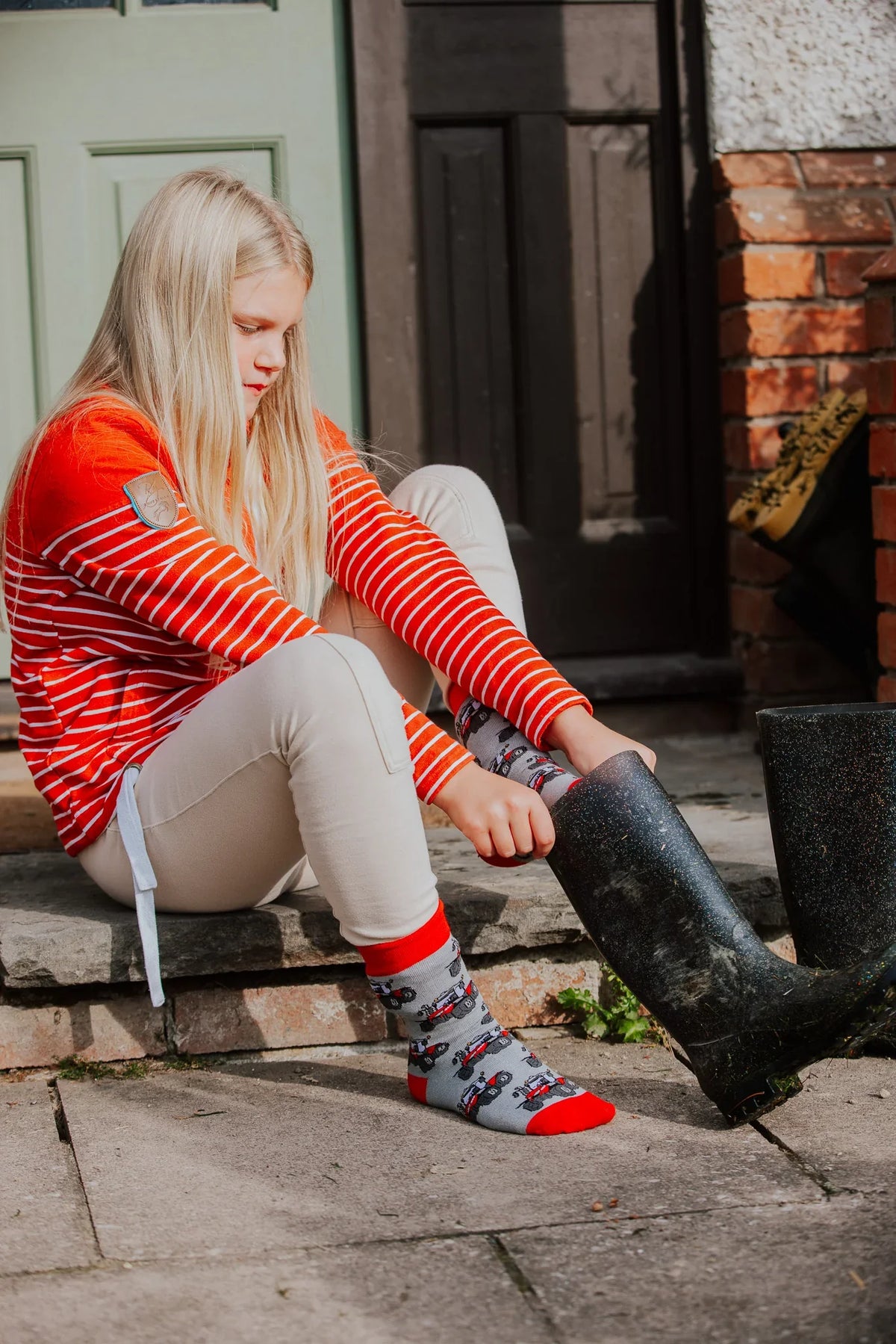 Children’s Red Tractor Crew Socks (9-12Yrs)