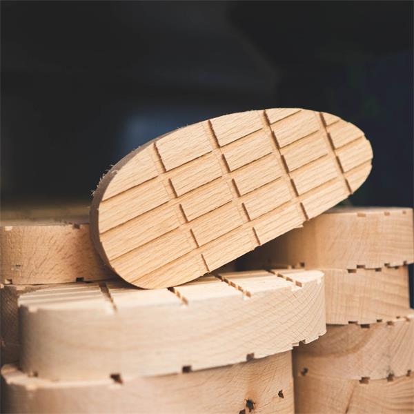 BOVI-BOND WOODEN HOOF BLOCK SHOE