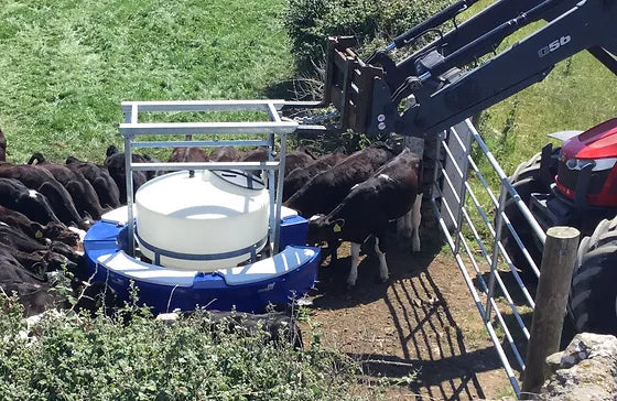 Stockman 40 teat loader feeder