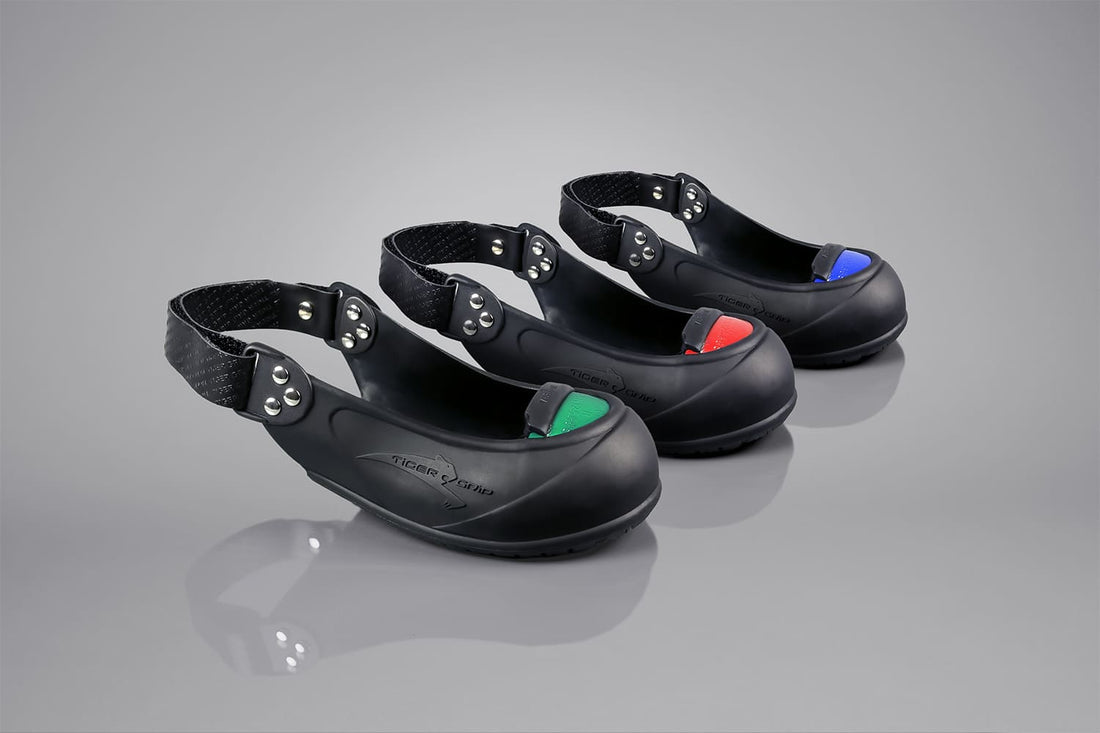 SAFETY OVERSHOES WITH A HARD TOE